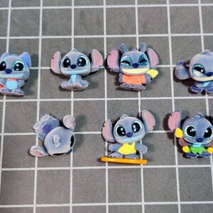 Disney Doorables Stitch Special Flocked Mini Peek Lot of 7